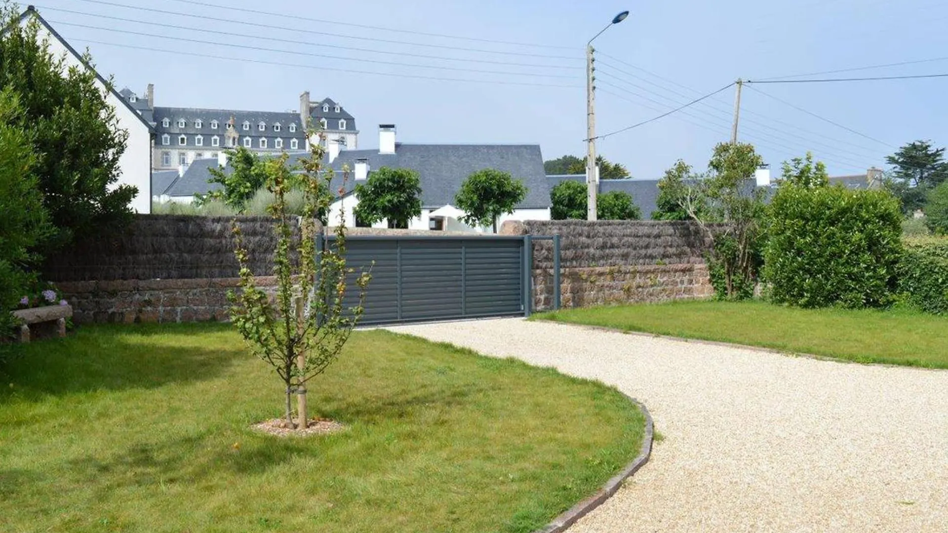 Maison Spacieuse, Plage A 200M, Tregastel - Fr-1-542-6 بيت للعطل
